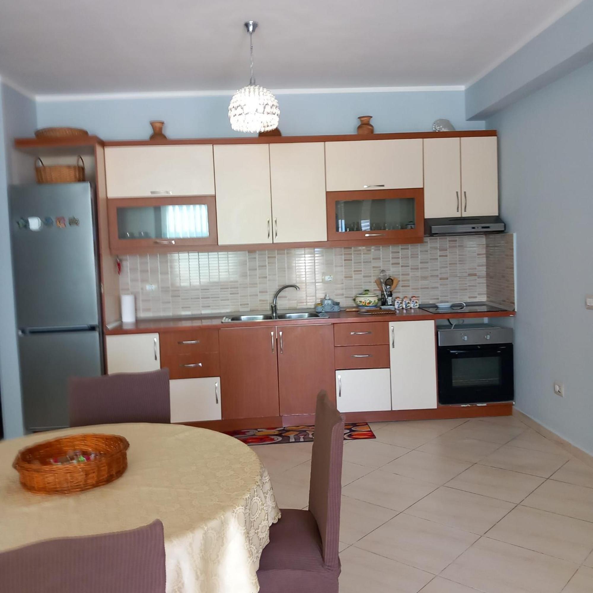 Duplex Lungomare Suites Vlorë Quarto foto